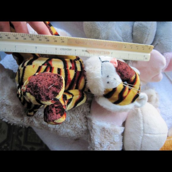 3 Stuffed Jungle Animals Elephant with Blanket Giraffe Tiger Baby Blankie Zoo - Picture 10 of 13